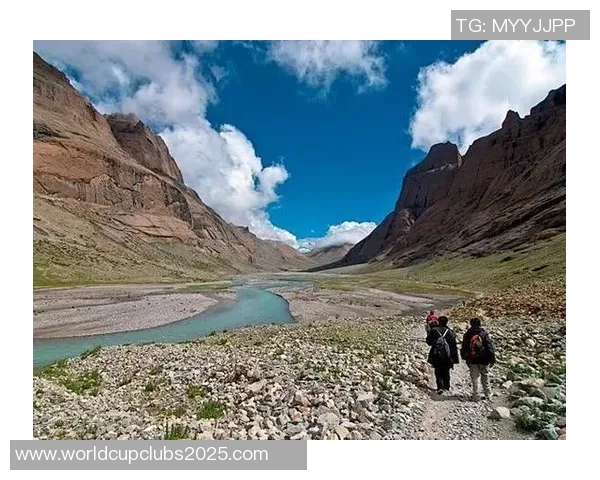 伊萨克的传奇旅程探寻与启示：从历史到现代的深刻反思与启迪